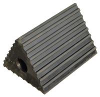 19P546 Wheel Chock, Rubber, W 6-1/2 In, H 4-1/2 In
