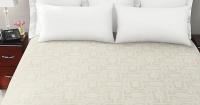 30E480 Coverlet, Natural, Twin