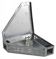 32J094 Triangle Mouse Trap, Solid Lid