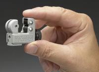 38D886 Tube Cutter, 1/8 to 5/8 In