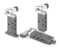 3FEA8 Manual Valve, Roller, 1/8 NPT, 3 Way
