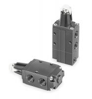 3FEC9 Manual Valve, Roller-Delrin, 1/4 NPT, 3 Way
