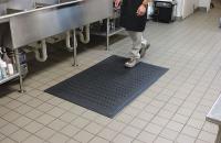 9WUC2 Cushion Station Matting, Black, 12.3x3.2ft