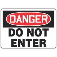 8DM02 Danger Sign, 10 x 14In, R and BK/WHT, PLSTC