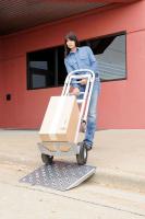 8U020 Curb Ramp, Aluminum, 27 In. W, 27 In. L