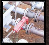 8VKH8 Ball Valve Lockout, 1-1/2 to 2-1/2, Blue