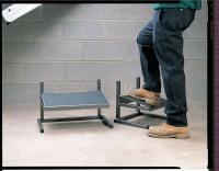 8WNC0 Footrest, 13 In H x 22 1/4 In W