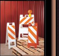 3LWY7 Folding Barricade, Orange