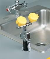 9F332 Eyewash w/Drench Hose, Deck Mount, 5 In W